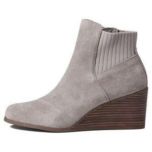 Toms Sadie Grey Booties Size 7 - Brand New